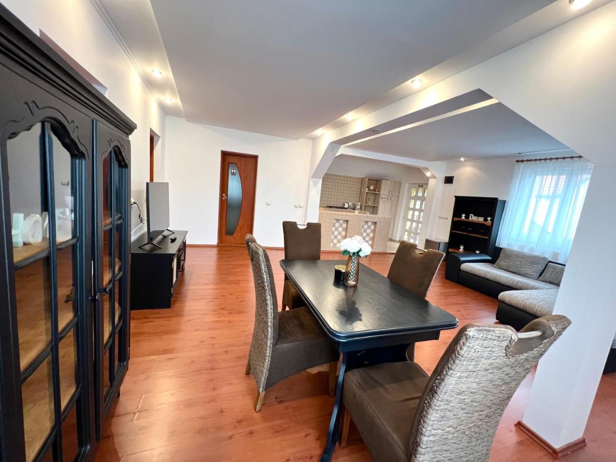 Flh - Mira Apartments Sybin Zewnętrze zdjęcie